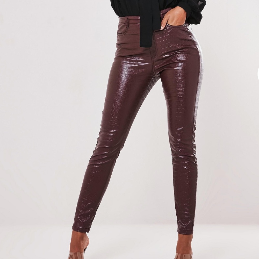 NWT wine croc slim leg trousers sz8